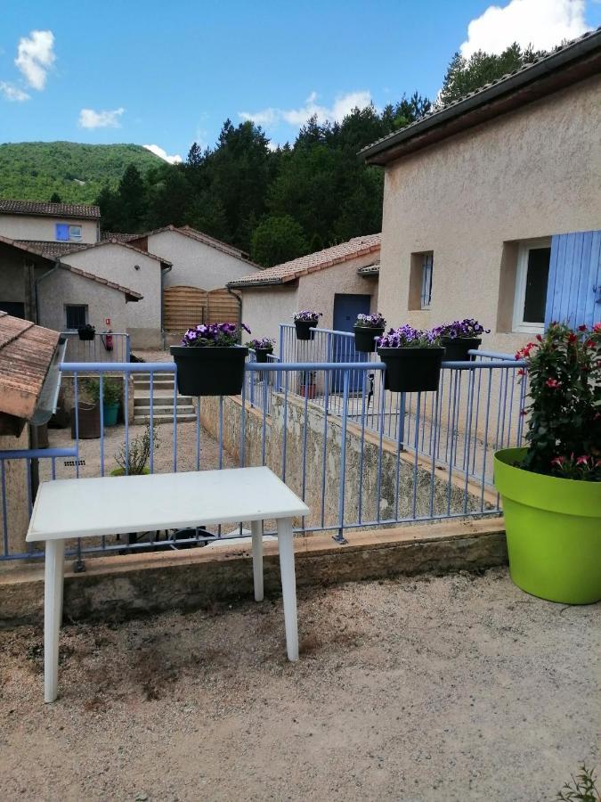 Les Portes De La Meouge Anciennement Le Serpolet Séderon Buitenkant foto